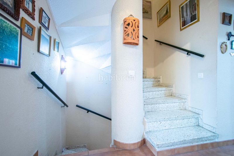 Foto cd78c468-7c3b-4f21-b537-28ae3f8d60fe. Casa adossada amb aparcament a Las Almenas Tomares