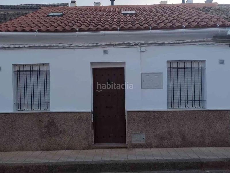 Foto 03ceedcb-8549-41ed-bfa2-19df3c8dfaa0. Casa amb piscina a Constantina
