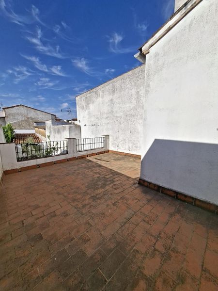 Foto cc46a89e-bd72-4b8c-bd08-a61b6bcb93f9. Casa a Alanís
