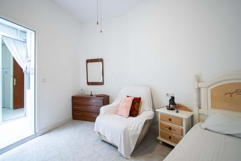 Foto 509455ca-c3f9-48a1-a787-91c935b752a8. Casa a Cruz Roja Sevilla