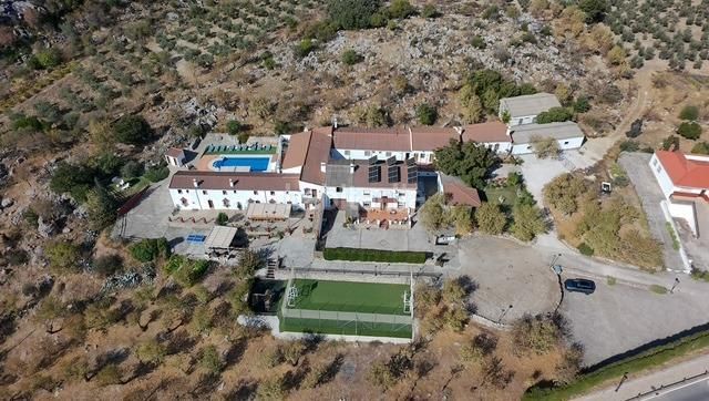 Foto a685ccc2-bbe0-40c8-ae6e-de7968e19175. Masia amb calefacció aparcament piscina a Montejaque