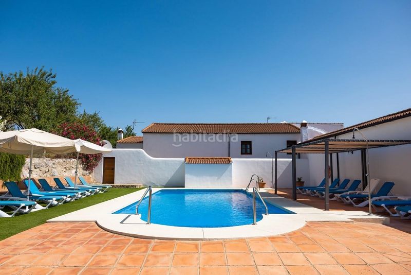 Foto f495e614-79fa-420f-aea4-fa312bab7617. Masia amb calefacció aparcament piscina a Montejaque