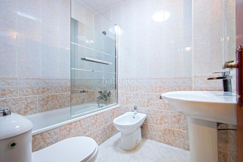 Foto 34a1229b-a296-43a0-a891-8a11730e0907. Pis amb aparcament a colores - entreparques Sevilla