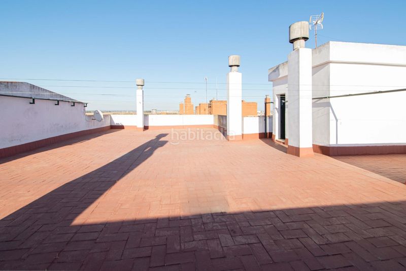 Foto 6d2ff22c-1a46-4b7d-b42b-9565e29d7b40. Pis amb aparcament a colores - entreparques Sevilla