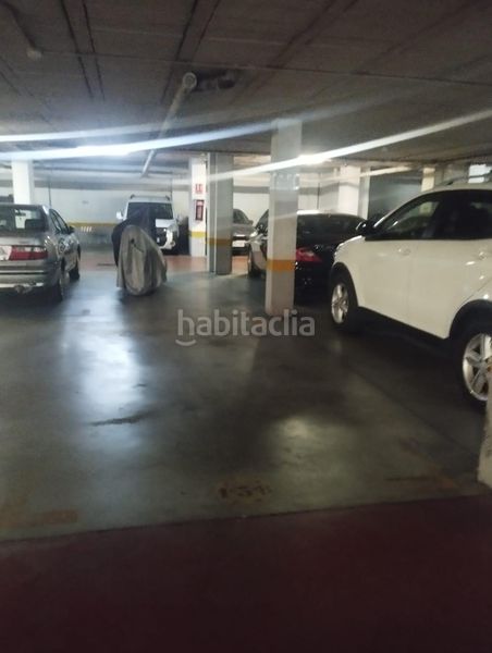Foto 6e92a98c-491f-49f5-a0fb-cae91a295e77. Aparcament cotxe a colores - entreparques Sevilla