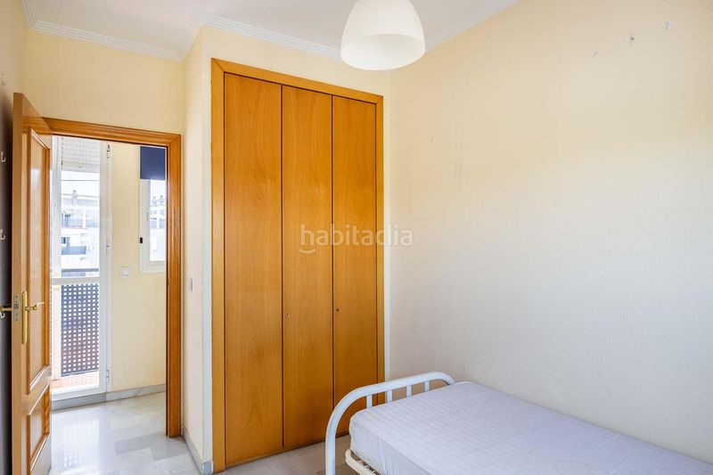 Foto 5f38bdf4-7c59-4268-80f3-2e9993df1a5e. Pis amb aparcament a colores - entreparques Sevilla
