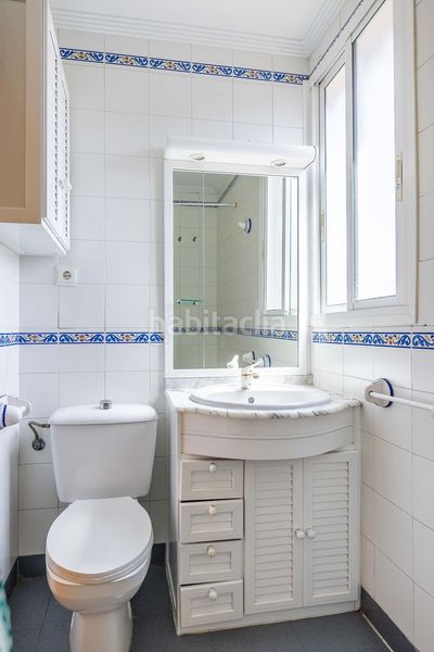 Foto c6768594-b51d-440f-ae9b-35a81f8ebe66. Pis amb aparcament a colores - entreparques Sevilla