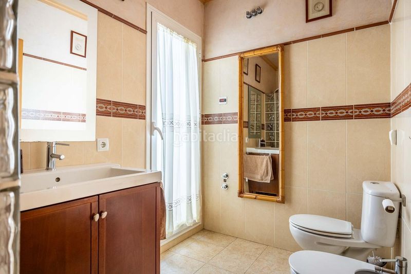 Foto 5572ffab-7e52-48f4-b2be-497357736b4b. Casa a Cruz Roja Sevilla