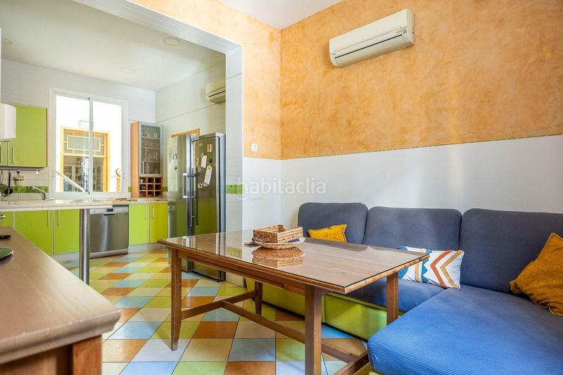 Foto aa4999f4-edb7-4d43-8e19-775e455311cd. Casa a Cruz Roja Sevilla