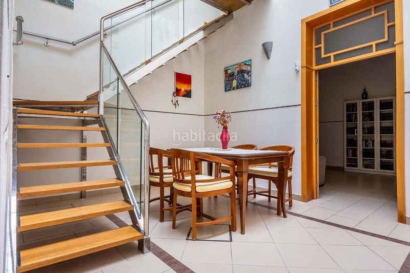 Foto ebdcdedd-905d-4eaa-8655-7a7a177332d7. Casa a Cruz Roja Sevilla