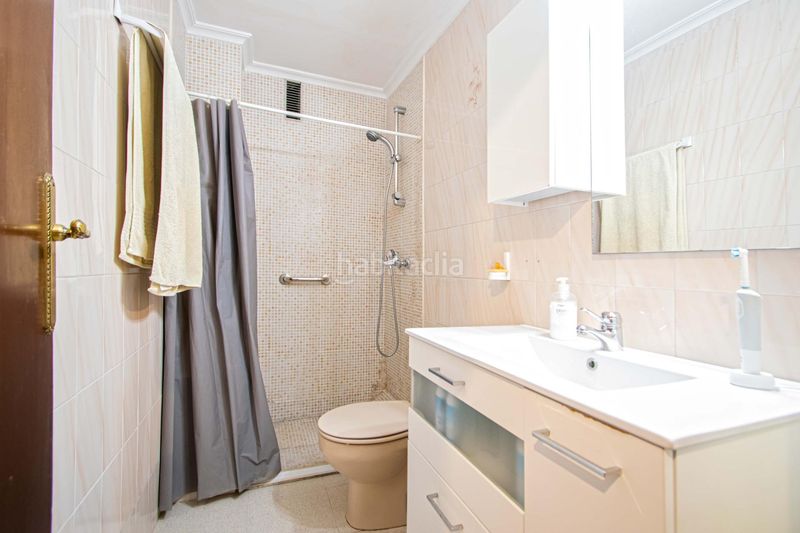 Foto 4bf4b58c-a2c0-4b8f-a8d2-c0b3fb93810e. Piso magnífica vivienda en triana, junto pagés del corro!!! en Sevilla