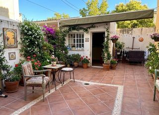 Rez-de-chaussée  Calle de dolores ibárruri. Preciosa planta baja en venta en utrera
