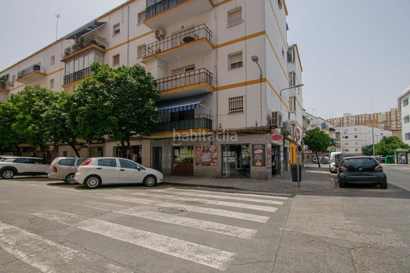 Foto c4ee85aa-2bc0-40d7-859c-ef419510694c. Pis amb calefacció a El Plantinar - Avda. La Paz - El Juncal Sevilla