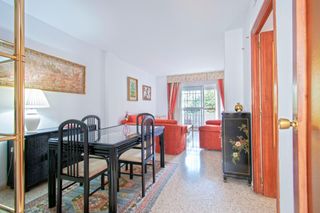 Flat in La Calzada - La Florida. Piso en venta en la zona de buhaira con garaje incluido en el pr