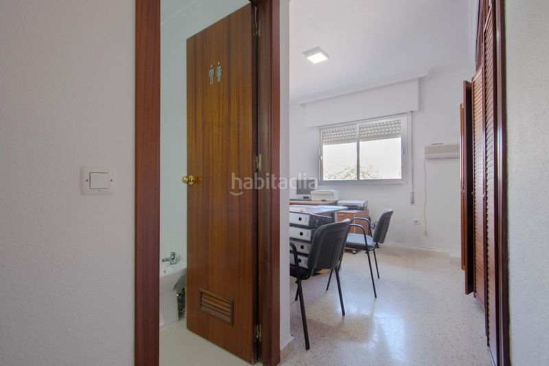 Foto dd6f889e-e44f-48bb-859d-0ae56f0d3532. Pis amb calefacció aparcament piscina a Avenida de Europa Montequinto