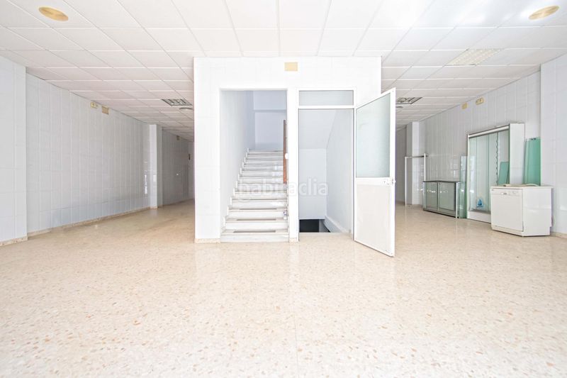 Foto 523f4928-039e-418f-9dd7-7eedd0313475. Casa  o local en venta en calle peatonal en la rinconada sevilla en Rinconada (La)
