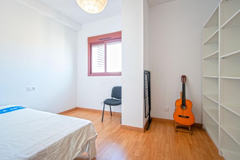 Foto c8b046d5-f0fa-4799-b303-e9d1717ad652. Etagenwohnung mit parking in Entrenúcleos Dos Hermanas