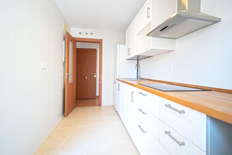 Foto e733712c-a409-485a-a2f8-9a5271432fb5. Etagenwohnung mit parking in Entrenúcleos Dos Hermanas