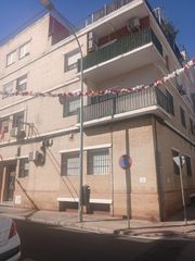 Pis a Calle de Narcíso Monturiol