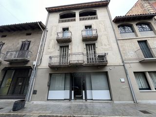 Reihenhaus in Manlleu - cl pont 29. Edificio histórico para rehabilitar en el centro de manlleu