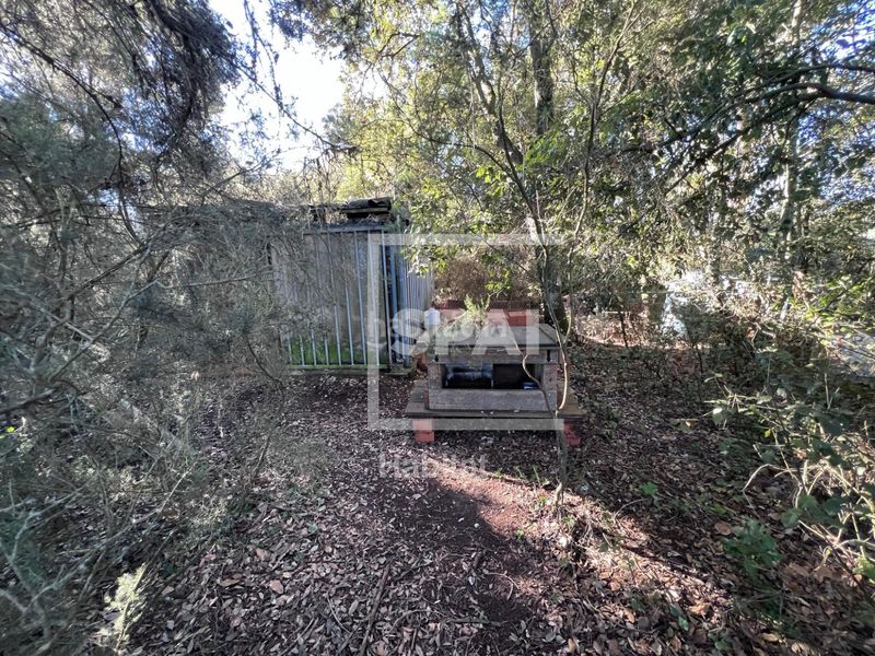 Foto b8135197-1738-4082-933f-ea33fec992a3. Terreny residencial a Sant Quirze Safaja
