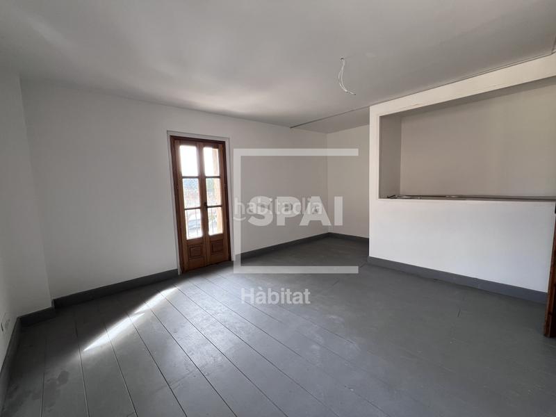 Foto 24f55639-6c39-4d27-911d-63a66f0a7986. Reihenhaus mit heizung in Guiamets (Els)