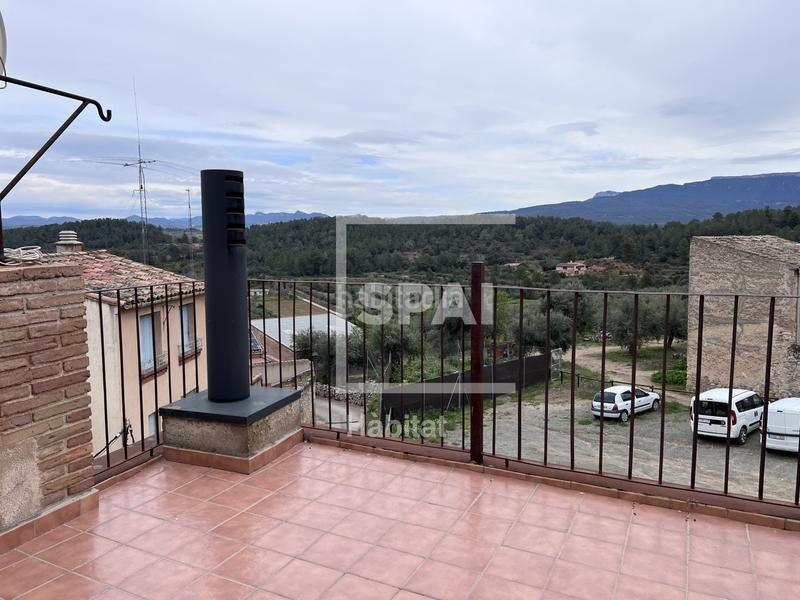 Foto 29d6124f-3918-43bc-92c1-94123fae327d. Reihenhaus mit heizung in Guiamets (Els)