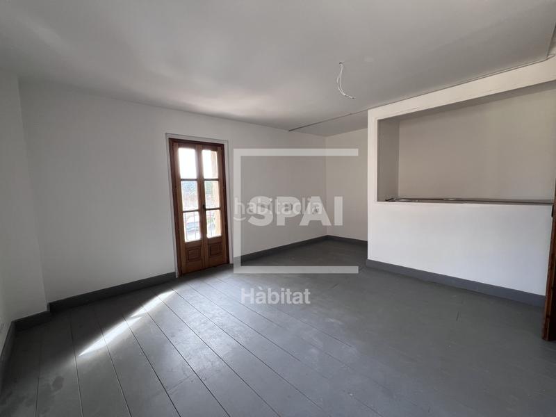 Foto 71706d55-d2c3-48b6-88bf-a7f5baec7e0a. Casa adossada amb calefacció a Guiamets (Els)