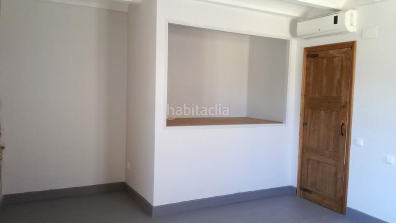 Foto b49de4c1-c96f-4dae-b9d5-cee42e533093. Casa adossada amb calefacció a Guiamets (Els)