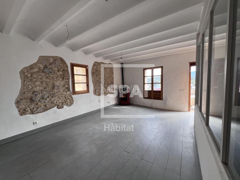 Foto bf6efb87-1bee-41df-82df-8c5a5809c9d3. Casa adossada amb calefacció a Guiamets (Els)