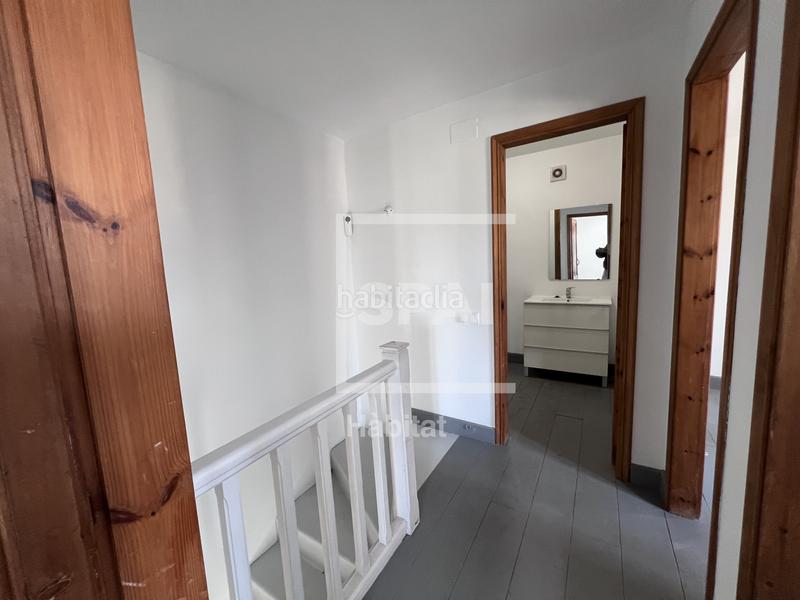 Foto c50579b3-3f75-428e-bb14-1bb9a54cef52. Casa adossada amb calefacció a Guiamets (Els)