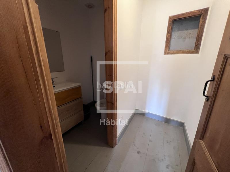 Foto d785ea1c-3349-4192-a1f9-0e89944d38f5. Casa adossada amb calefacció a Guiamets (Els)