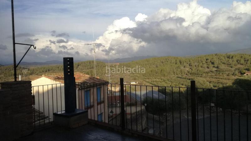 Foto f4d33154-4aa7-42c2-9f57-85fb260f497d. Casa adossada amb calefacció a Guiamets (Els)