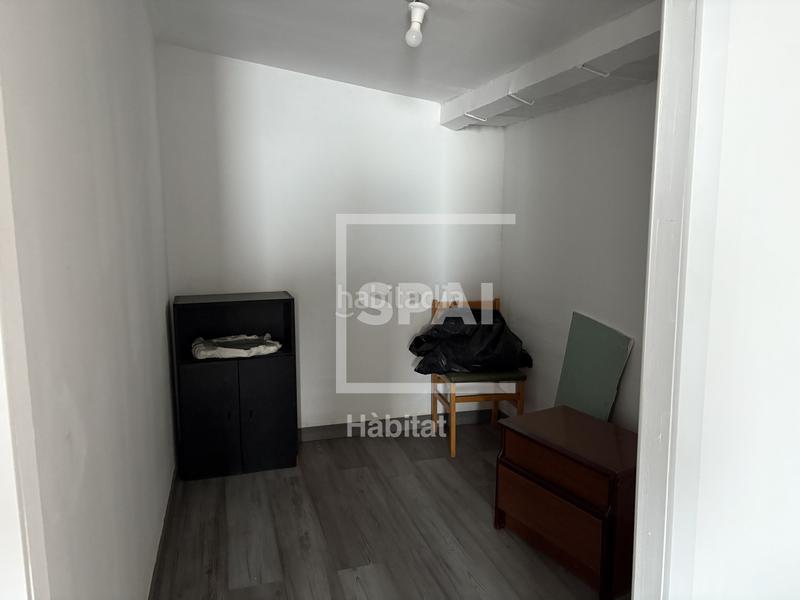 Foto 1d32ea3a-6a52-4319-b5dc-e40ec660d1d5. Geschäftsraum in Manlleu - cl pintor guardia 1 in Manlleu