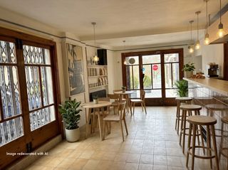 Local Comercial a Centelles - cl marques peñaplata 1. Local comercial de 137 m con salida de humos y cocina equipada e