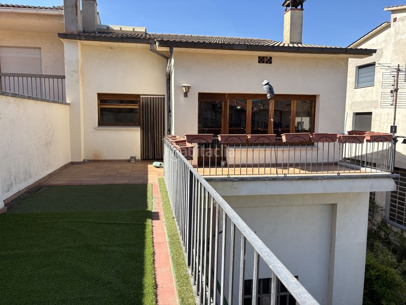 Foto 0d0754ef-4734-4d8e-b0ea-6625181108dd. Casa aparellada amb calefacció a Centelles