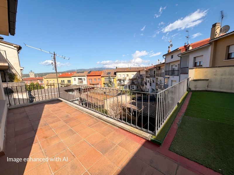 Foto bc1b36c3-1cfe-4a6e-92e6-0e42422bc768. Casa aparellada amb calefacció a Centelles