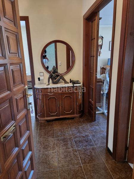Foto fd0b7d36-df44-4c28-91b0-f613143a10e6. Casa aparellada amb calefacció a Centelles