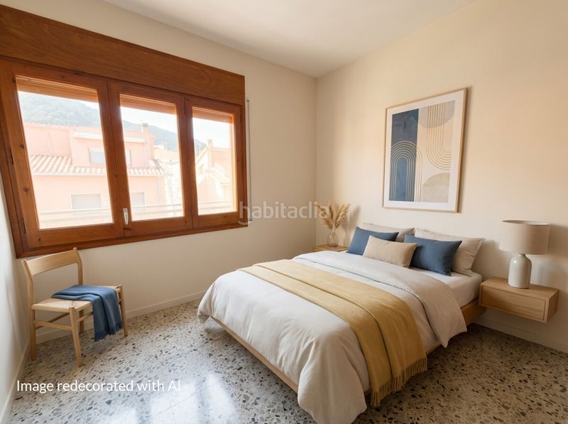 Foto 40d158f8-4787-4d88-9e8a-eff6e908373f. Casa aparellada amb calefacció a Centelles
