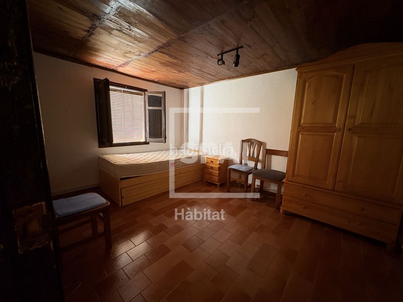 Foto 3ac61f50-1057-4aea-9f60-b2b578618da9. Casa amb calefacció a Centelles
