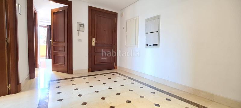 Foto a941e3a4-0f47-409d-b90d-144b71fde623. Piccolo appartamento in calle las dunas 7 in Kempinski Estepona