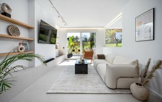 Ground floor in Calle de francisco pizarro 4