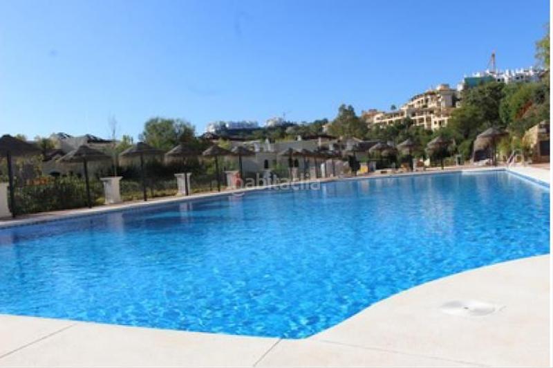 Foto 27cedd98-6918-4050-8133-29c835bb9845. Rent flat in los arqueros - puerto del almendro Benahavís