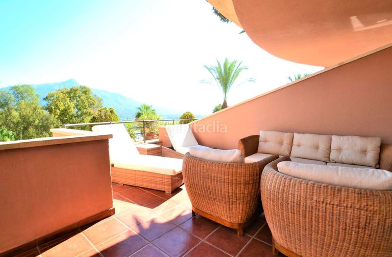 Foto 695a6e77-2286-4a14-ad67-fb5a4b9503d3. Pis amb calefacció aparcament piscina a Nueva Andalucía centro Marbella