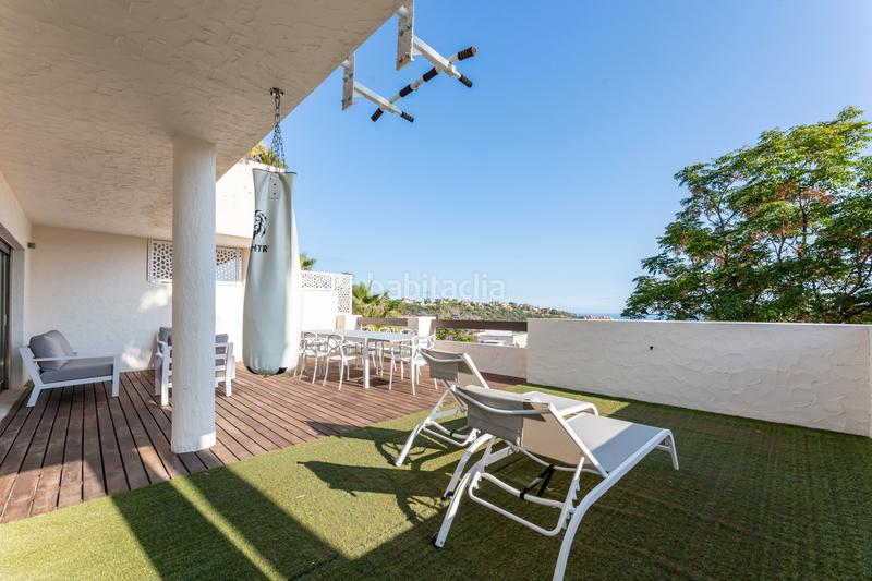 Foto fef0c825-0eb9-4939-9cb0-a80981ff8ff8. Miete appartement in n/a in los arqueros - puerto del almendro Benahavís