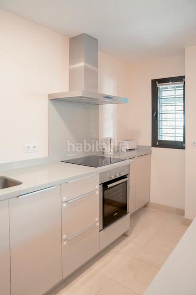 Foto 6dd4ae1d-0fea-4522-b23c-479d3a1baf01. Pis a calle shirley maclaine 120 a Los Flamingos Benahavís