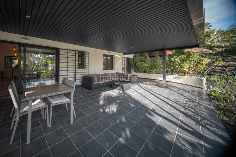 Foto 77585047-fea3-4a47-a76c-1d0eb9d52e5e. Pis a calle shirley maclaine 120 a Los Flamingos Benahavís