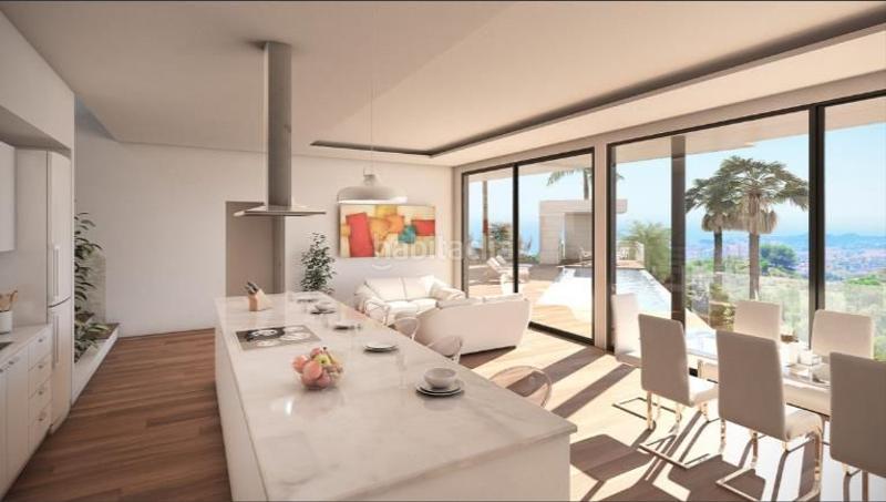 Foto c1fbcdff-0140-4acd-b0bc-6a2e85ab8a30. Casa nuevo proyecto de villas que consta de solo 5 unidades con increíbles vistas panorámicas al mar desde cada habitación, en una pala en Mijas
