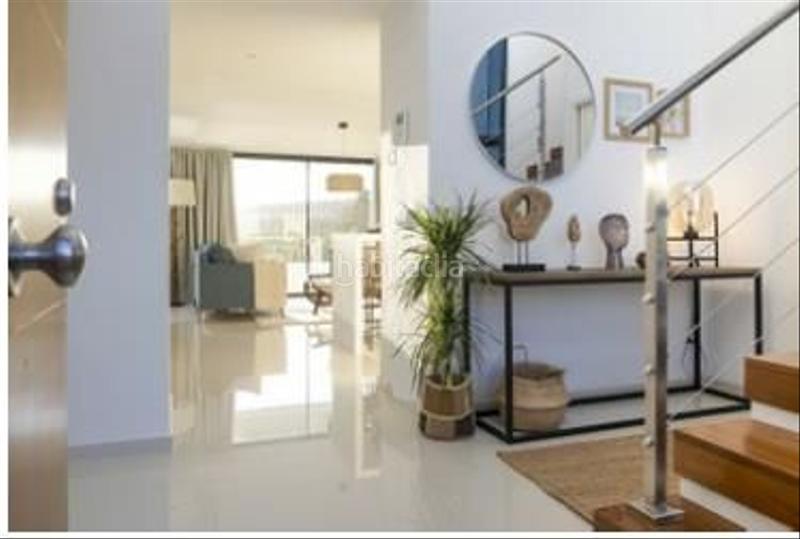Foto a12de5d7-e773-43de-af6b-8b43eca1b5bf. Ático este hermoso y moderno ático tiene tres habitaciones distribuidas en dos niveles con sus propio acceso a las terrazas. en Estepona