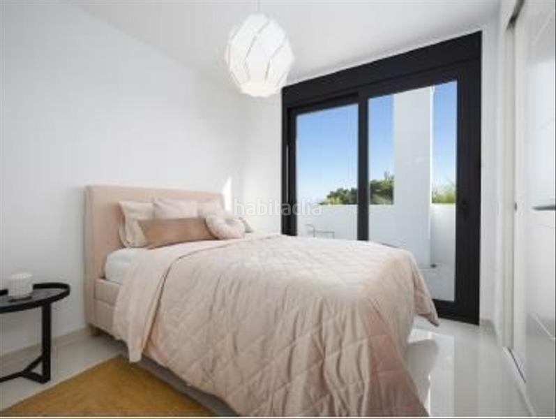 Foto fa5674d8-33de-4dcf-8aeb-9a31ee5559e1. Ático este hermoso y moderno ático tiene tres habitaciones distribuidas en dos niveles con sus propio acceso a las terrazas. en Estepona